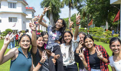 HPBOSE Class 12th Result 2025 Toppers: Mehak from Una district tops with 97.2%, all girls in top 3, details here – Times of India