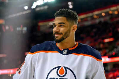 “He has brought the aura back”: Evander Kane's recent social media post sparks major chaos among fans