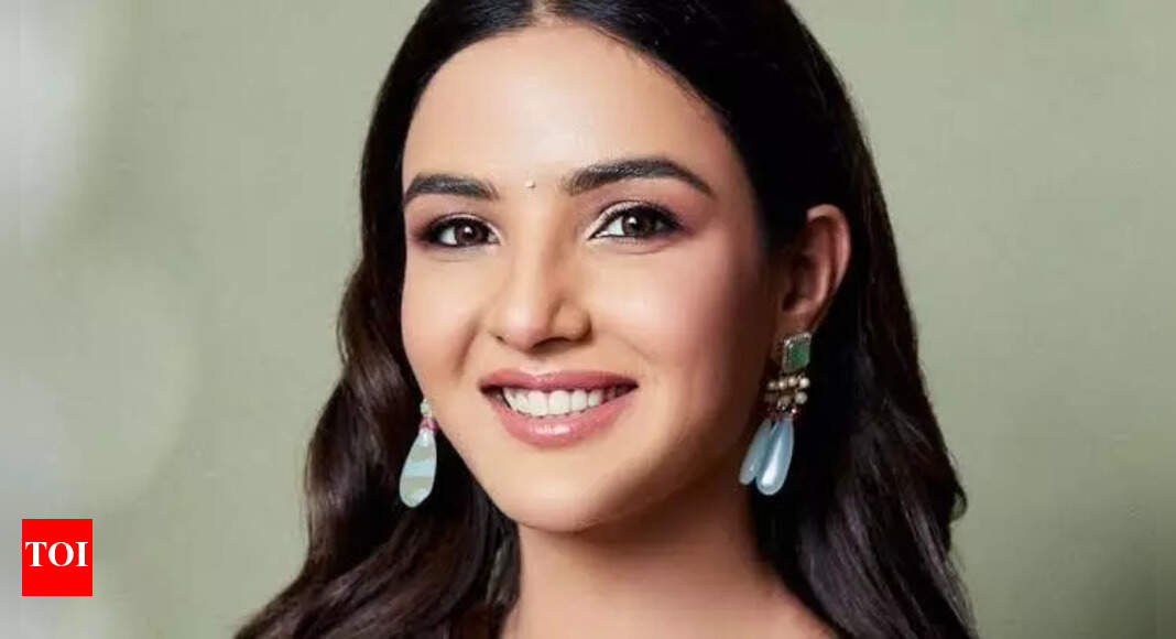 https://static.toiimg.com/thumb/msid-121239587,width-1070,height-580,imgsize-14374,resizemode-75,overlay-toi_sw,pt-32,y_pad-40/photo.jpg