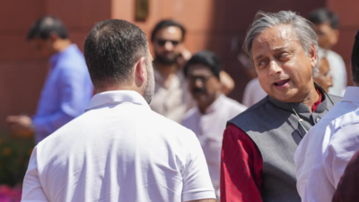 Congress Unease With Shashi Tharoor Grows After Modi Govt Snubs Suggestion for Anti-Terror Mission