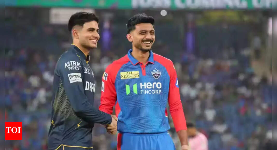 DC vs GT Live Score: KL Rahul opens innings after Gill opts to field