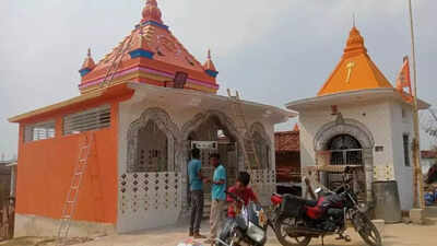 Hazaribag labourer builds temple after son bags railway job