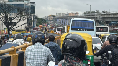 Bengaluru faces pre-monsoon havoc: Roads flooded, traffic gridlock; 1 dead in wall collapse incident