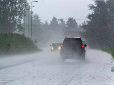 IMD weather alert till May 24: Heavy rainfall in Delhi, South, and Northeast; heatwave in UP, Rajasthan