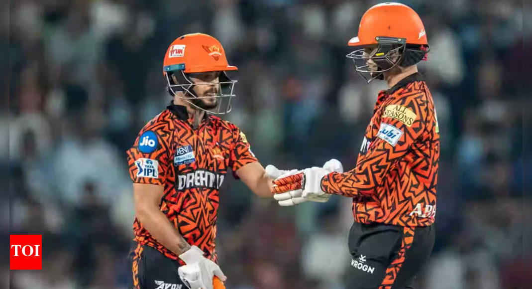 IPL Live Score: SRH steady in 206-run chase against LSG