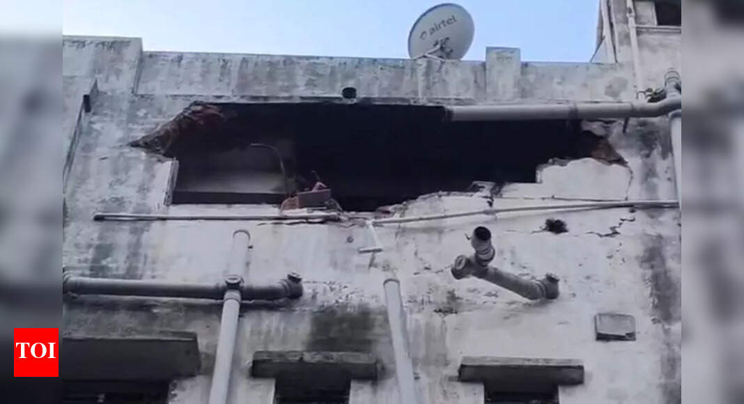 Blast in Titagarh Apartment Injures Boy, Prompts Arrests