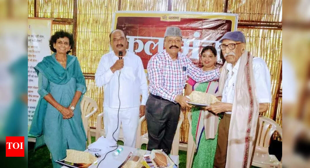 Kalamanch Launches Jakate Seva Abhiyan to Aid Needy