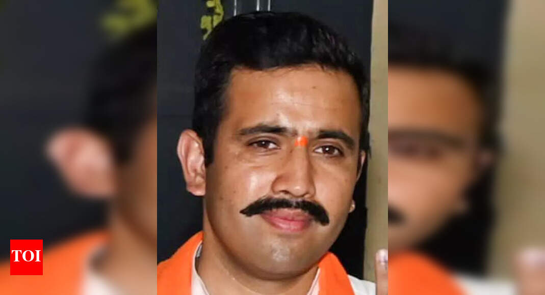 Himachal Pradesh Aims for 1,500km Roads, Minister Says