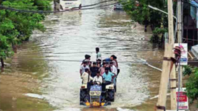 3 dead, 500 homes flooded, streets submerged: Marooned Bengaluru braces for 5 more days of heavy rain