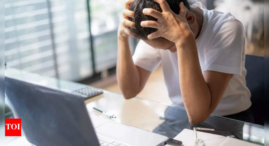 Prolonged Sitting Linked to Brain Shrinkage, Even With Exercise