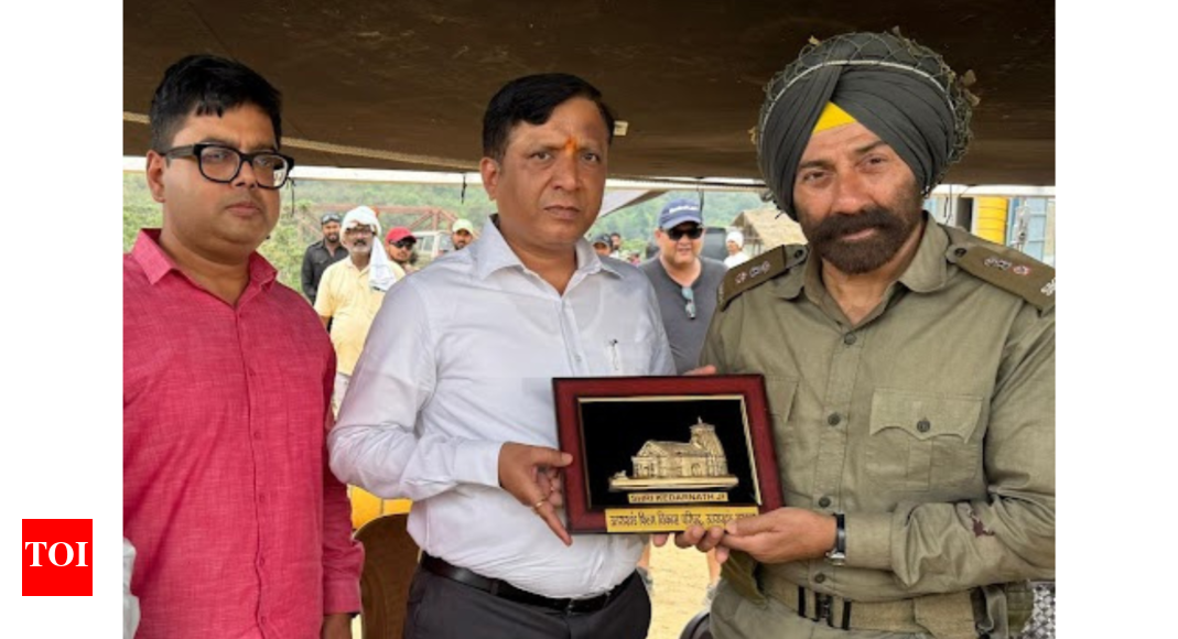 उत्तराखंड में सीमा 2 पर शूटिंग की सनी देओल, फिल्मों के विकास के लिए परिषद के जनरल डायरेक्टर से मिलती है। भारत समाचार