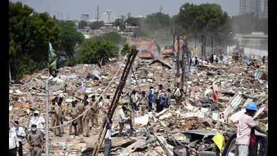 8,500 structures razed as Phase 2 of demolitions at Chandolabegins