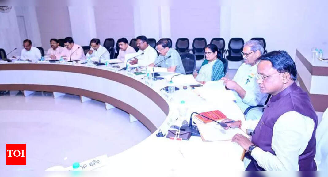 Odisha Govt. Curbs Bureaucratic Role in Cabinet Meetings