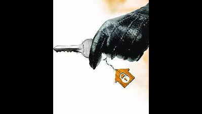 Gold stolen from home when Bengaluru couple was away for check-up