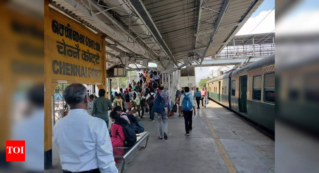 MP Dayanidhi Demands Escalators, Lifts at Chennai Fort Station
