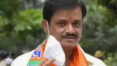 'Injected substance, urinated on face': Bengaluru woman accuses BJP MLA Munirathna Naidu, aides of gang-rape