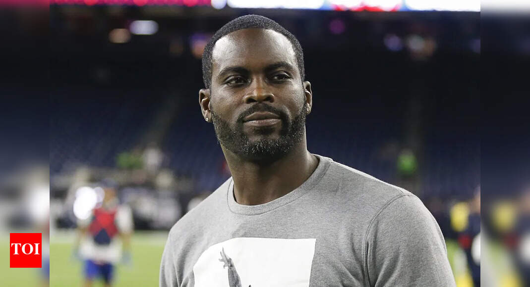 Michael Vick’s real legacy is being rewritten at Norfolk State, not through soundbites in Brett Favre’s documentary | NFL News - Times of India