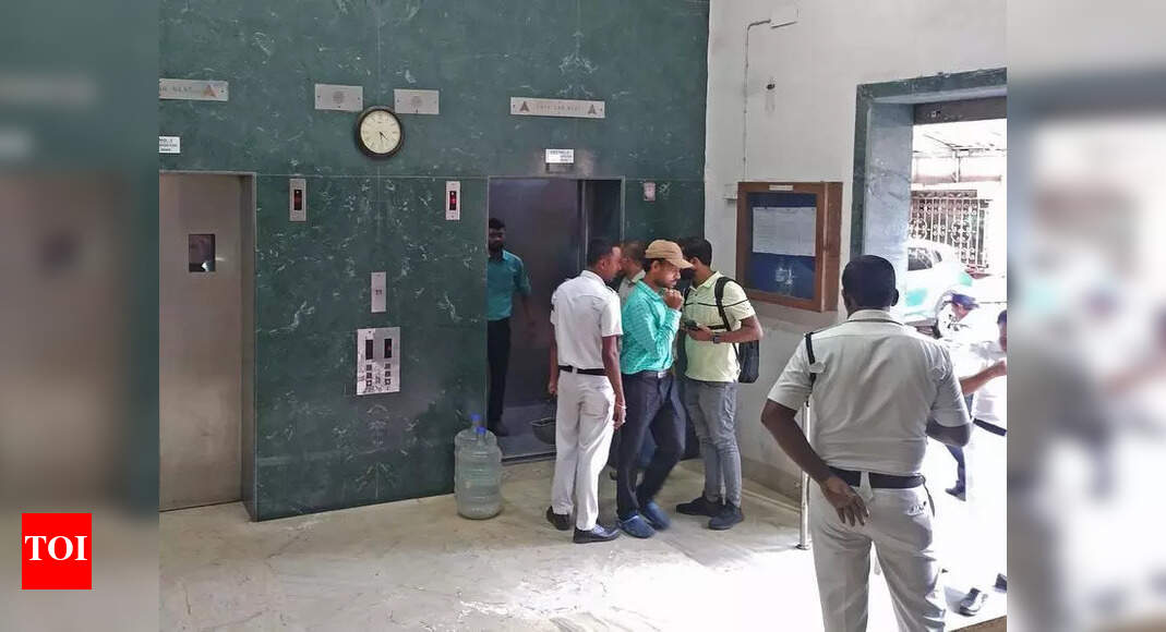 Kolkata's Krishna Building Reopens After Fire Incident