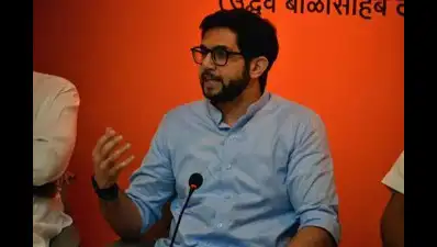 Aaditya criticises BMC over temple demolition notice