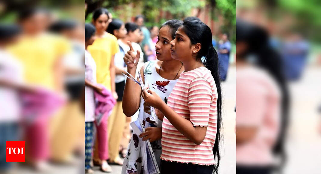 AU PGAT 2025: Over 32,000 Applicants Registered