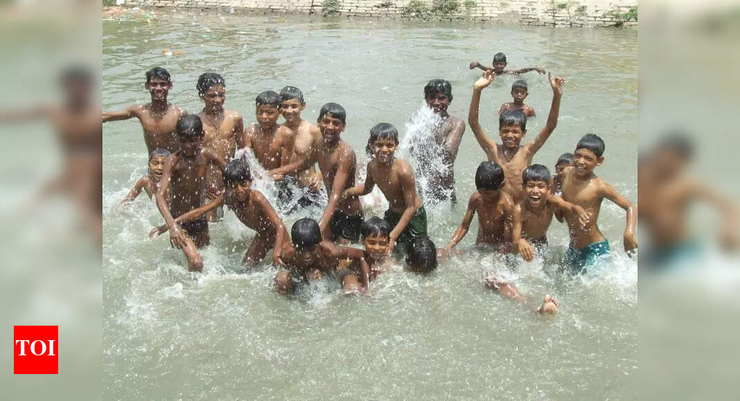 Kanpur Receives Rainfall, Offering Relief From Heat