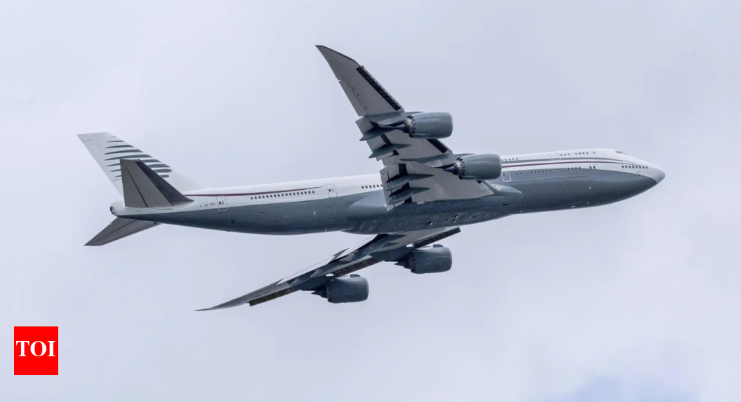 US accepts Boeing 747 gift from Qatar for Trump; Democrats move to block use