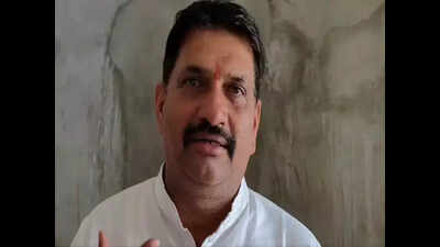 BJP MLA Meenasurrenders in20-yr-old case