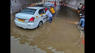 IMD forecasts continued heavy rainfall in Maharashtra for next few days; orange alert in Pune