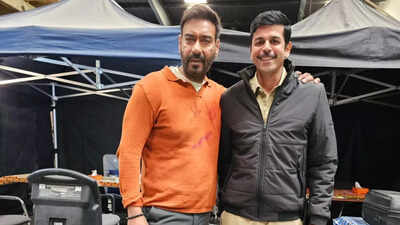 अभिनेता ने 2 आशीष गोहाला छापा: 