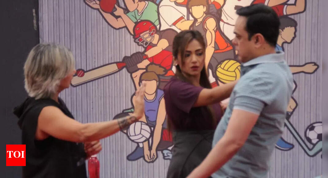 Wagle Ki Duniya Tackles Women's Safety with Self-Defense Classes