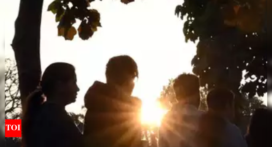 Ahmedabad swelters at 40°Celsius; IMD predicts thundershowers, gusty winds ahead