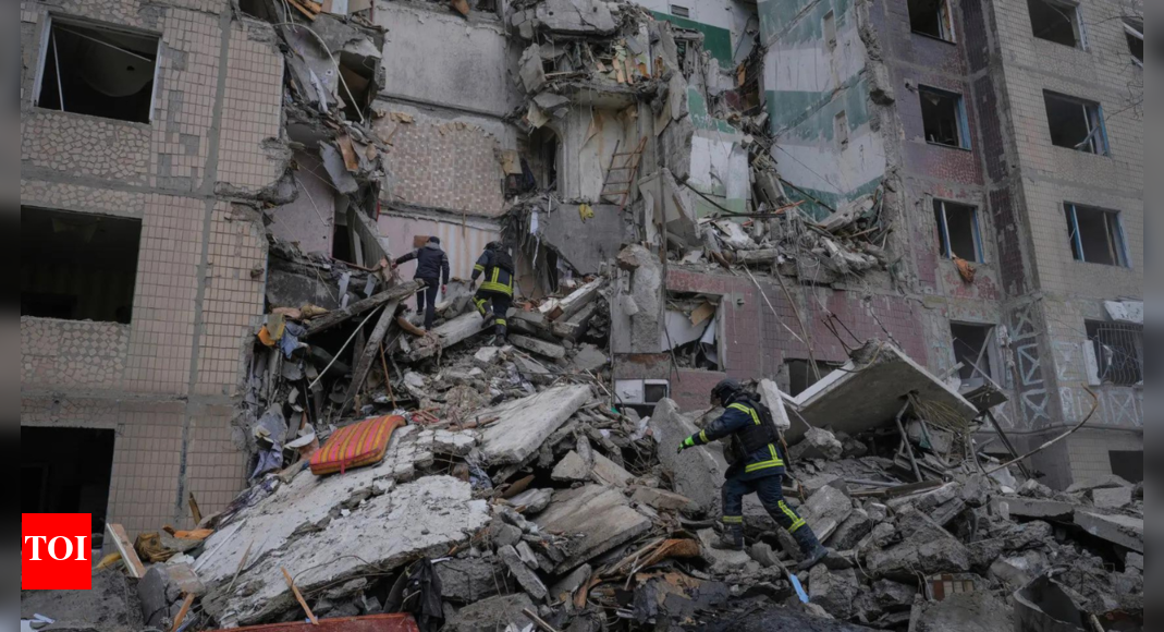 Ukrainians Cling to Homes Amidst War's Destruction