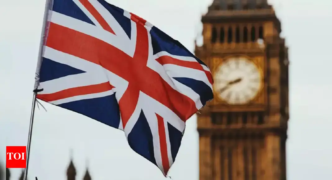 UK net migration in 2024 fell by half to 431,000: Official figures