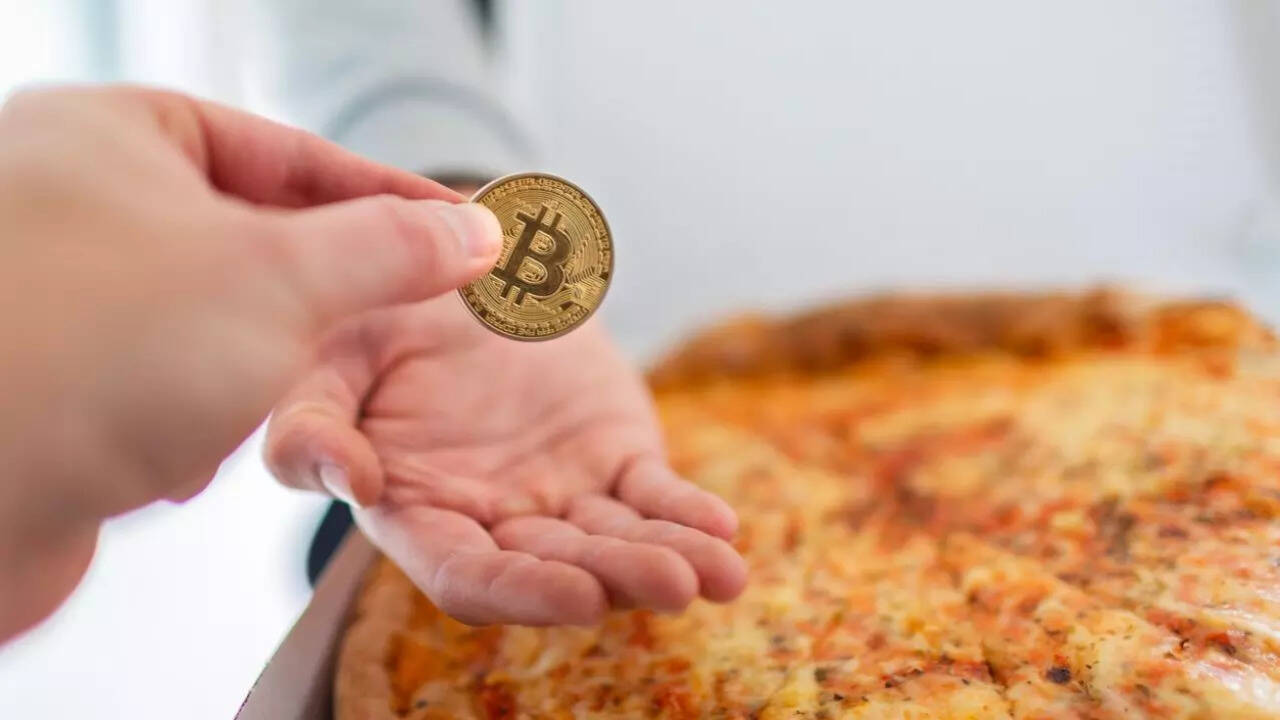 What is Bitcoin Pizza Day and how it became a crypto holiday - Times of  India