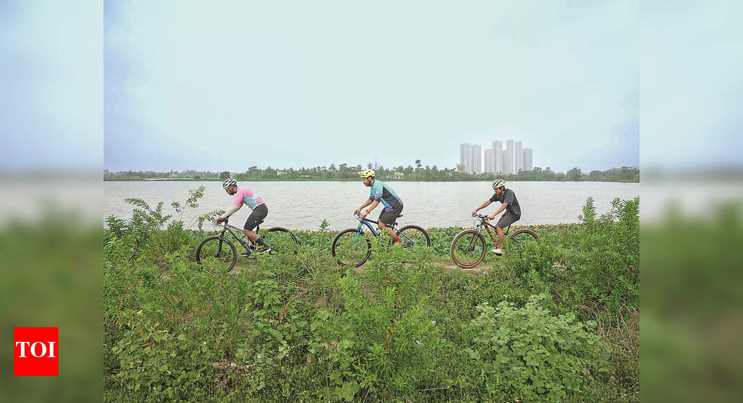 East Kolkata Wetlands: A Cyclist's Haven Faces Environmental Pressures