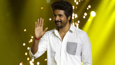 Sivakarthikeyan, Arya & Santhanam add star power to a musical evening at Nehru Stadium in Chennai