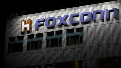 Apple’s biggest manufacturing partner Foxconn expands India operations: 25 million iPhones, 30,000 dormitories and …