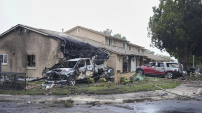 Small plane crashes into residential area in San Diego