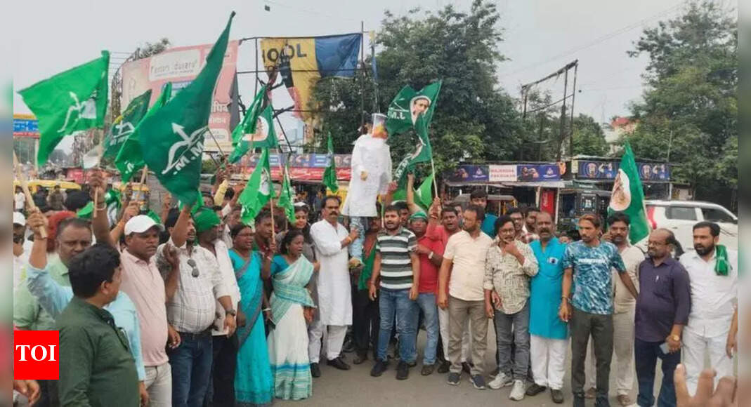Bokaro Residents Protest Mahato's Airport Advocacy