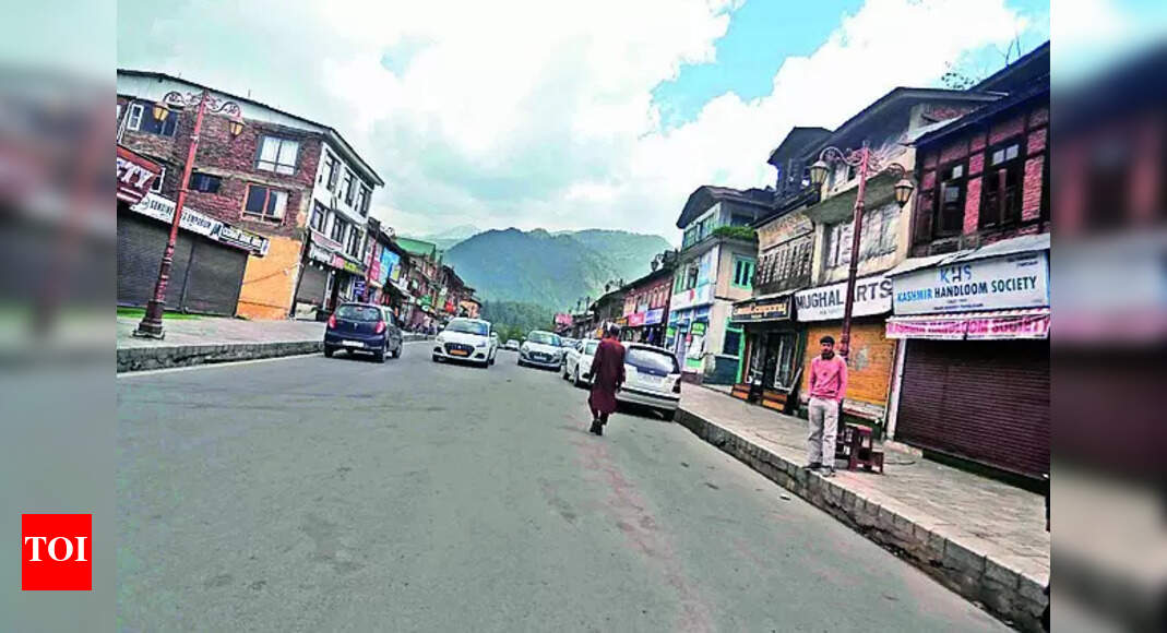 A month after meadow massacre, empty hotels, restaurants speak of Pahalgam’s desolation