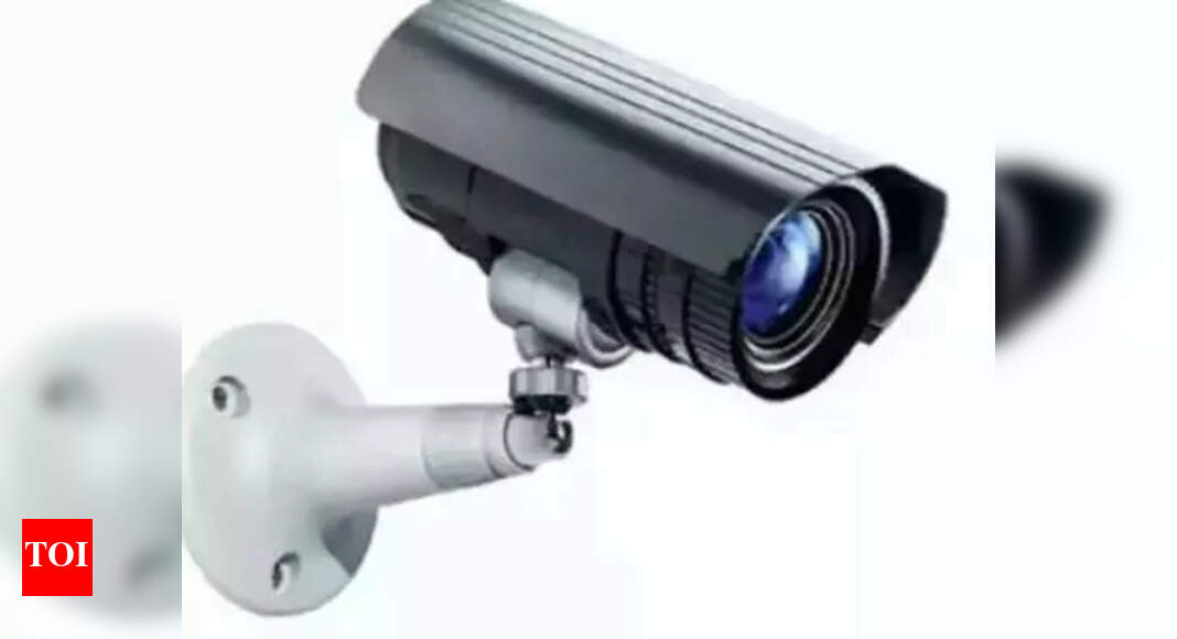 Maharashtra Police Recommended CCTV Installation in Officer Cabins