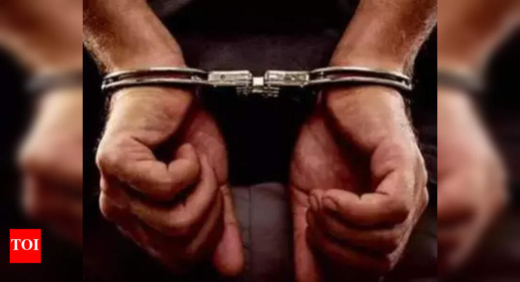 Illegal Liquor Worth 27.6 Lakh Seized Near Mumbai; Two Held