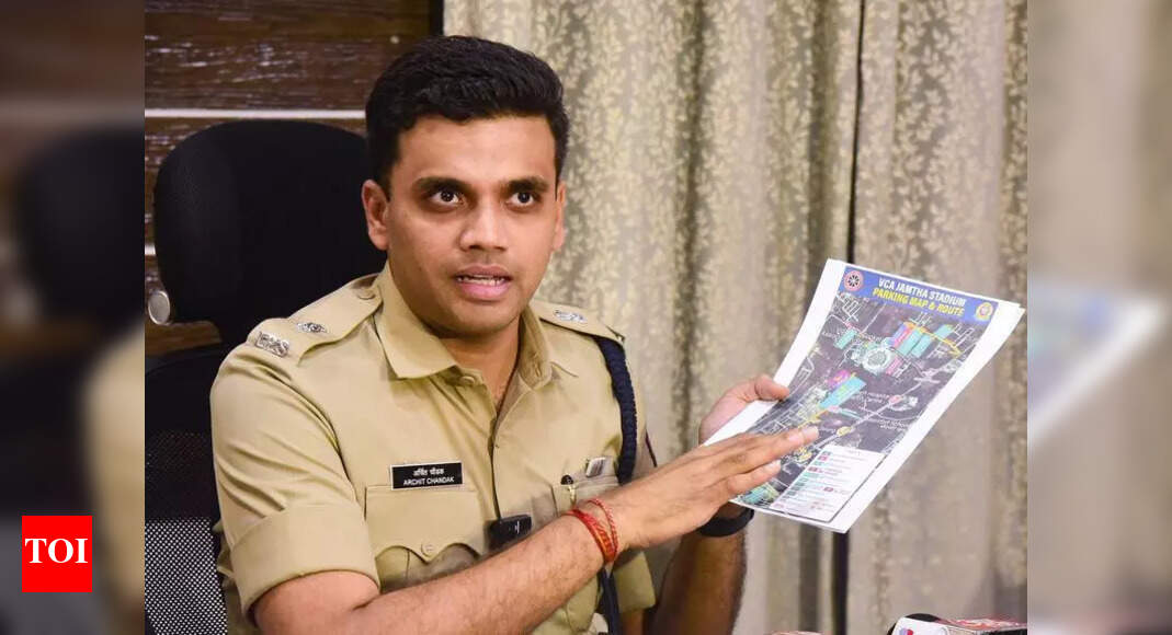 Maharashtra Government Transfers 21 IPS Officers