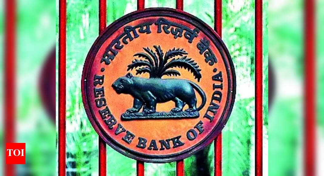 'RBI examining licence framework for banks'