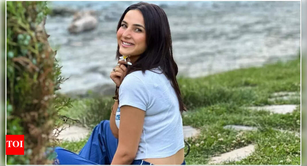 Jasmine Bhasin to Visit Kashmir Soon, Expresses Gratitude