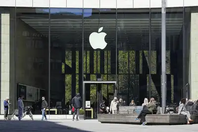Apple’s AI smart glasses could come by late 2026 to take on Meta Ray-Ban’s and Google’s Android XR smart glasses
