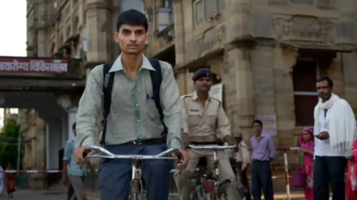 Vyapam whistleblower assault case: Madhya Pradesh HC issues notice to DGP, top officials on FIR against Ashish Chaturvedi