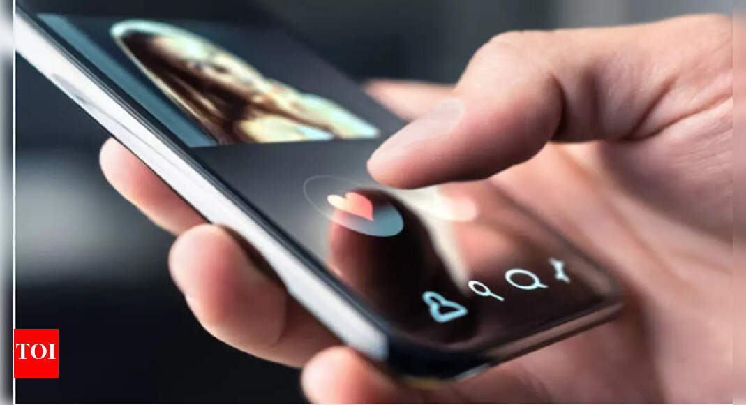 Nostalgia Matching: Trend Sees Daters Reconnecting with Ex Matches