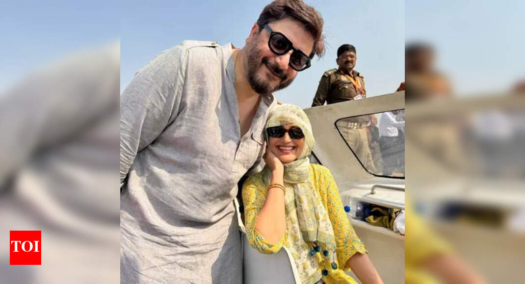 Sonali Bendre Reveals Pregnancy During 'Cham Cham Karta' Shoot