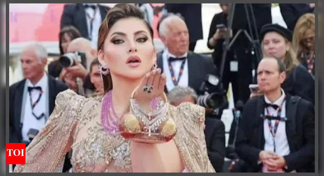https://static.toiimg.com/thumb/msid-121362264,width-1070,height-580,imgsize-49116,resizemode-75,overlay-toi_sw,pt-32,y_pad-40/photo.jpg